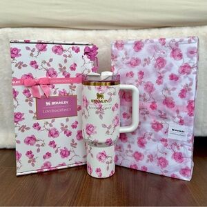 SEALED 40oz Stanley x LoveShackFancy Quencher - Ribbon Rosa 🎀 Love Shack Fancy